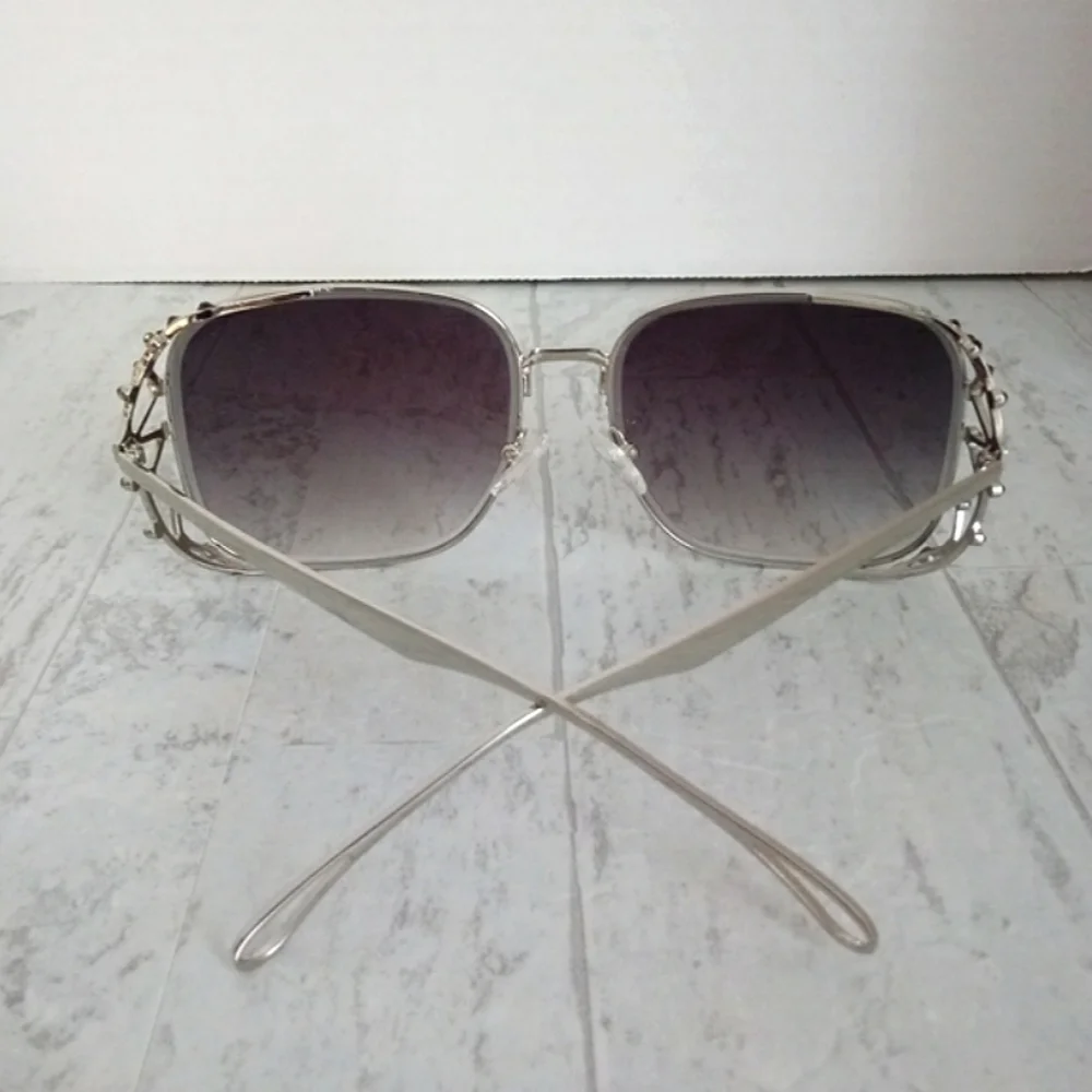 New Women's Polarized Luxury Square Oversized Sunglasses